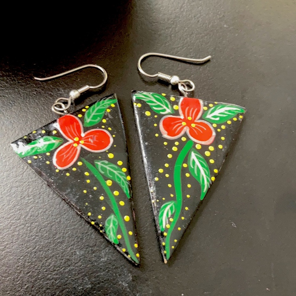 Hand painted Floral design, lightweight triangle shape